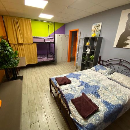Hostel Meridian Kiev Luaran gambar