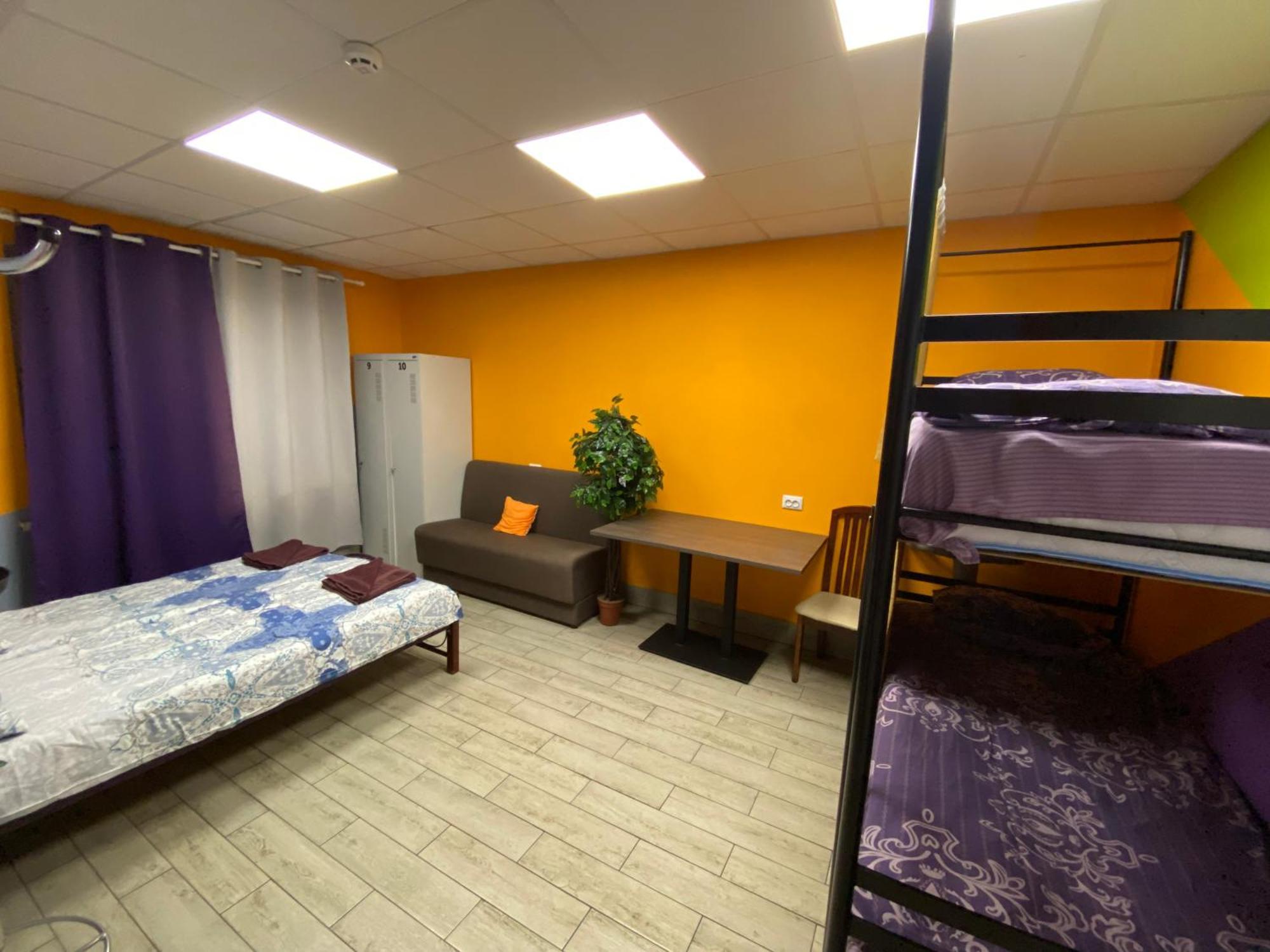 Hostel Meridian Kiev Luaran gambar