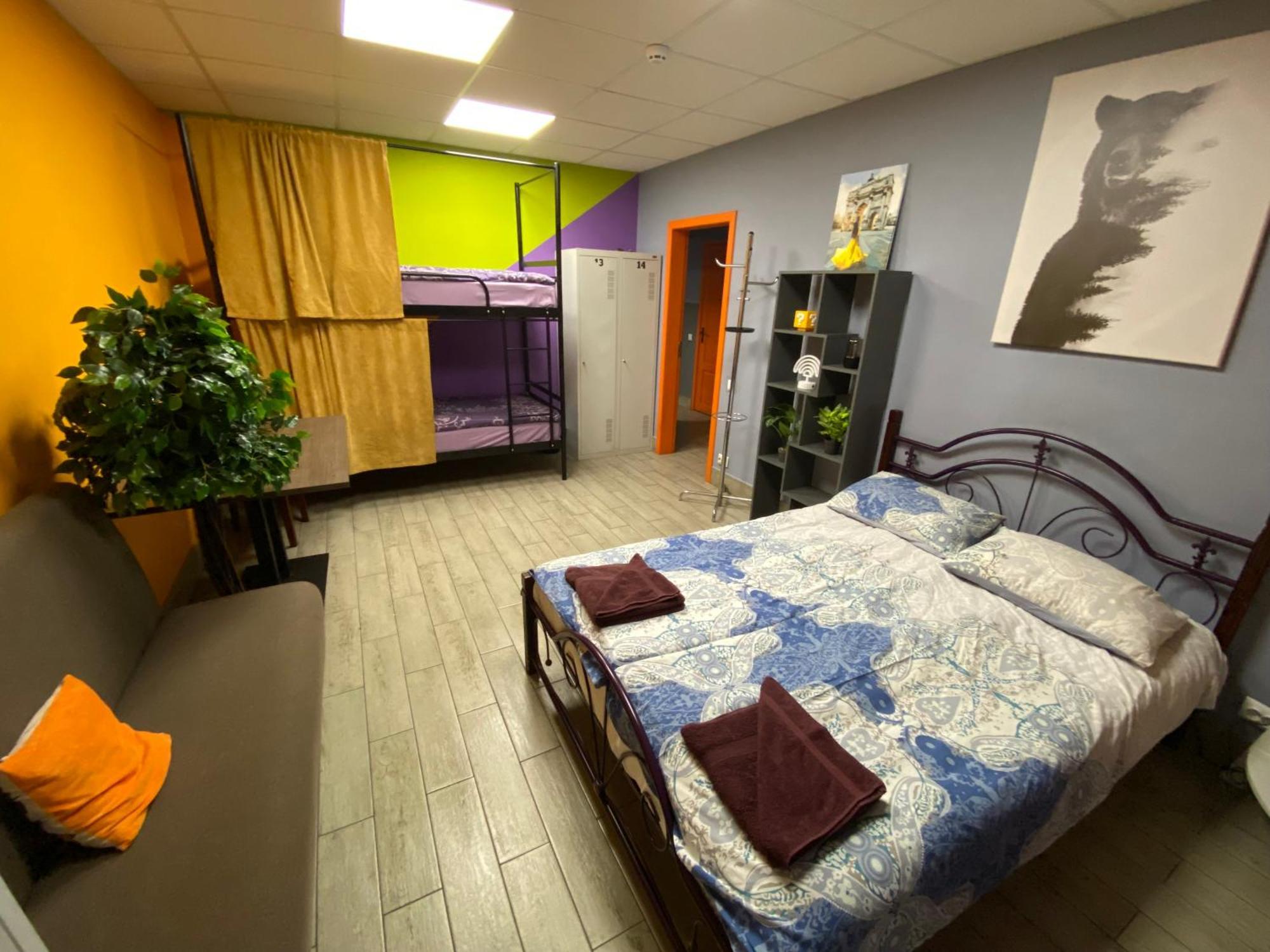 Hostel Meridian Kiev Luaran gambar