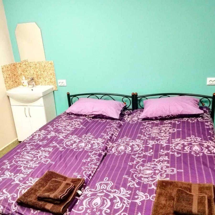 Hostel Meridian Kiev Luaran gambar