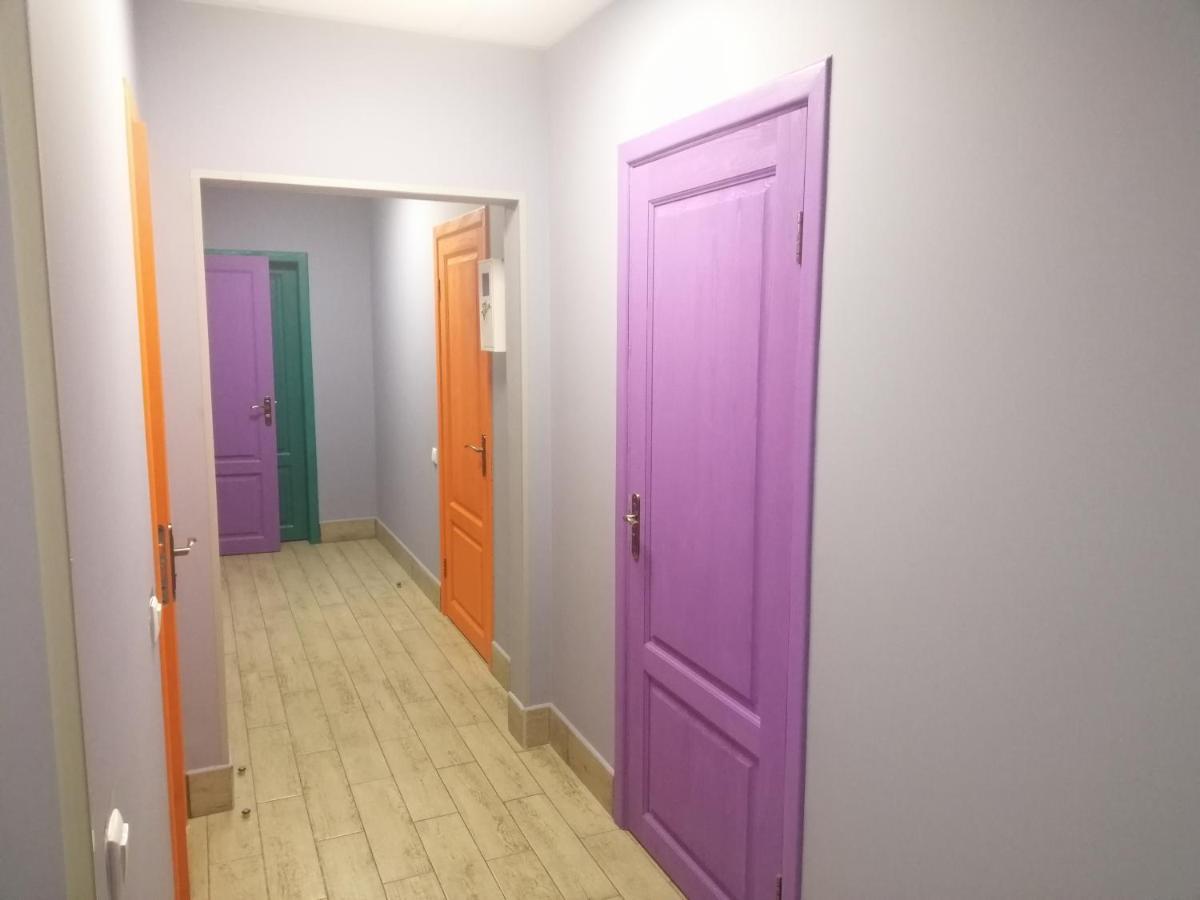 Hostel Meridian Kiev Luaran gambar